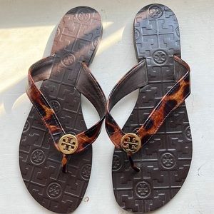 Leopard print sandal